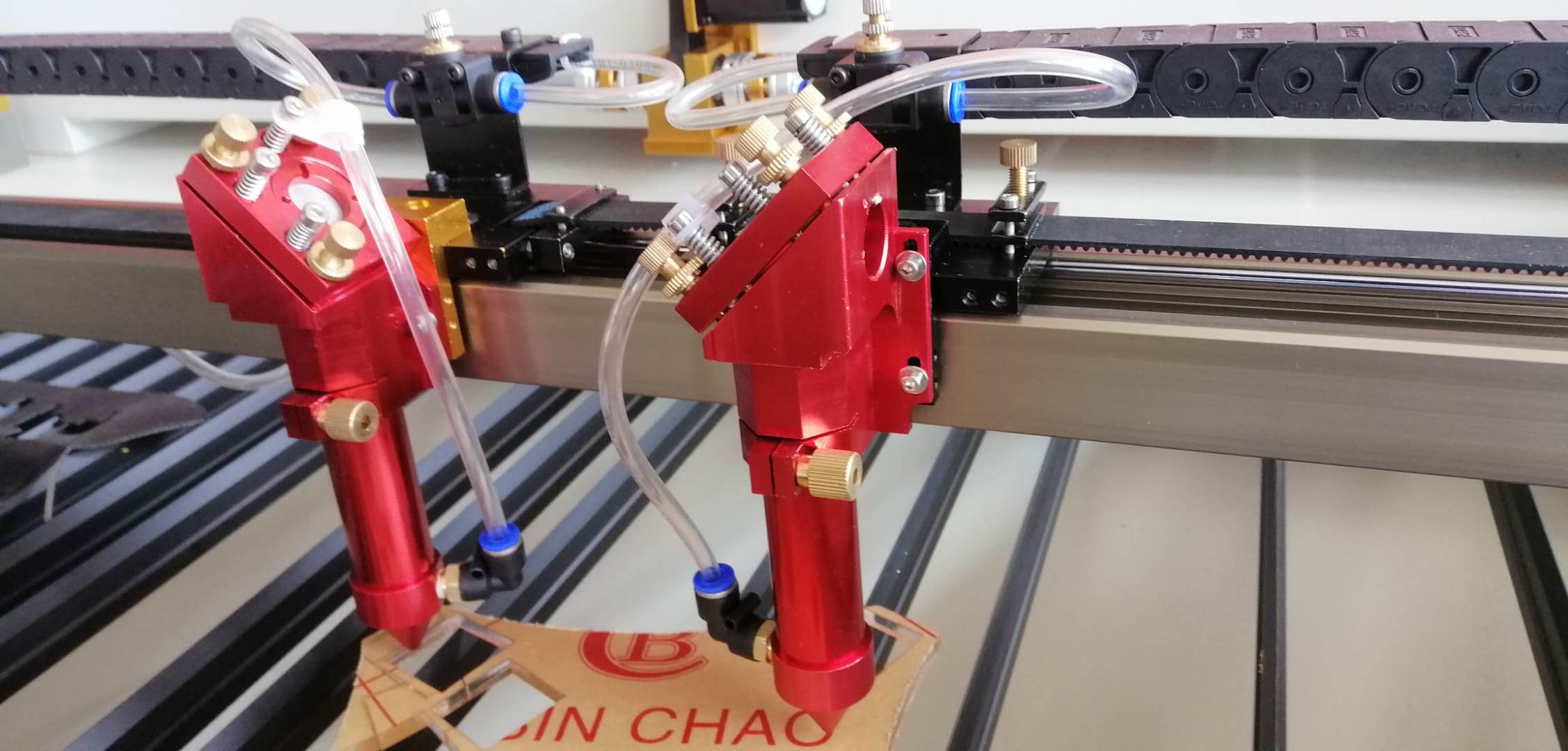 你知道小型激光割機工作原理嗎？
